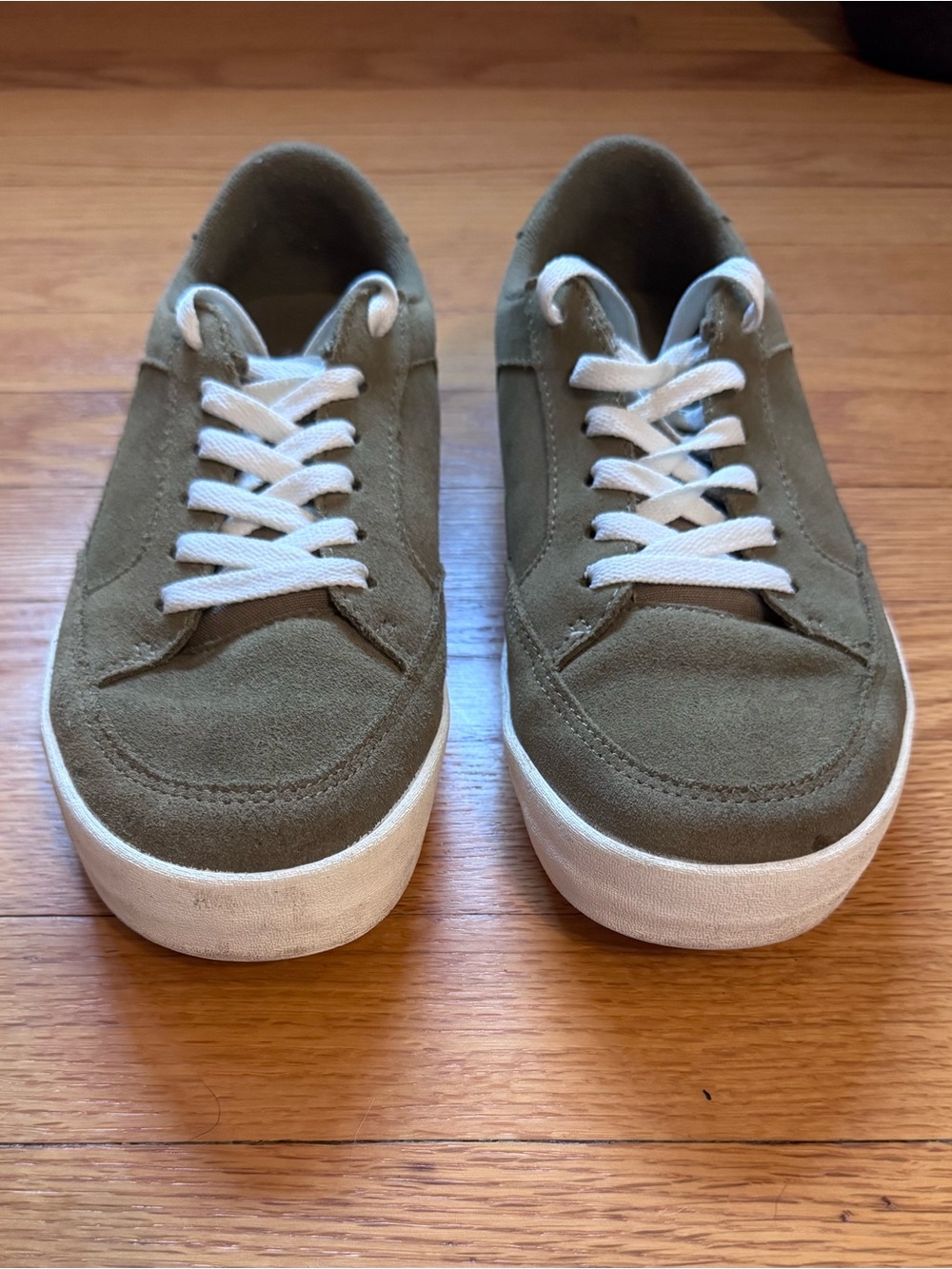Vans Emmy Sneaker, suede, Sz 8.